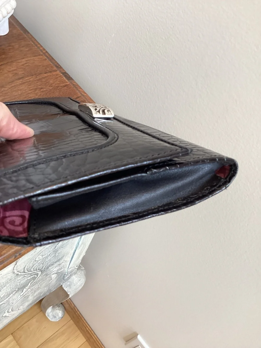 BRIGHTON Retired Travel The World Black Croc Embossed Leather Crossbody Bag